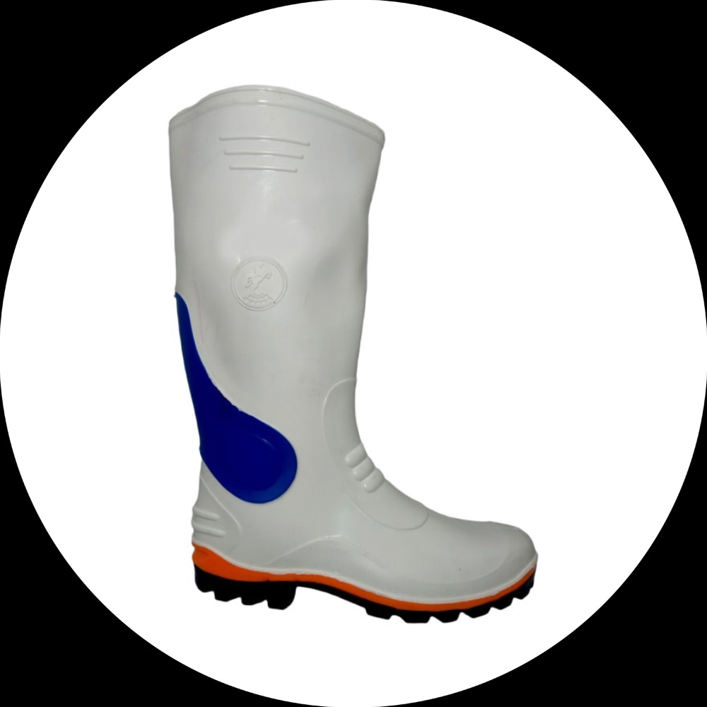 ISIMG-970170 چکمه سفید بلند صادقی - تصویر 1